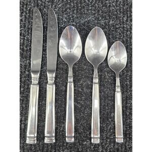 Set Of 5 Towle Living STEPHANIE 18/0 Stainless Flatware Spoons Knives Gloss